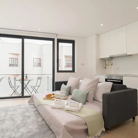 Lejlighed Hostwise Cozy With Balcony And Garage *