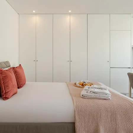 Hostwise Cozy With Balcony And Garage Leca da Palmeira